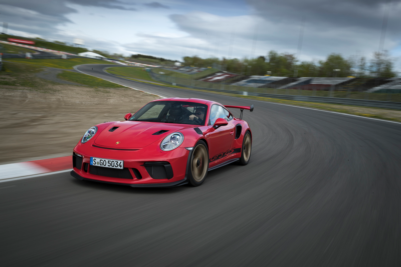 Illustration for article titled Put These Very Good 2019 Porsche 911 GT3 RS Photos In Your Life